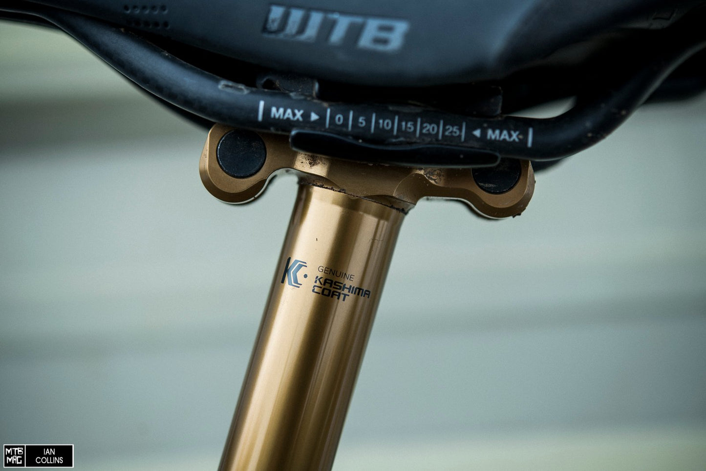 Fox Transfer Factory dropper seatpost
